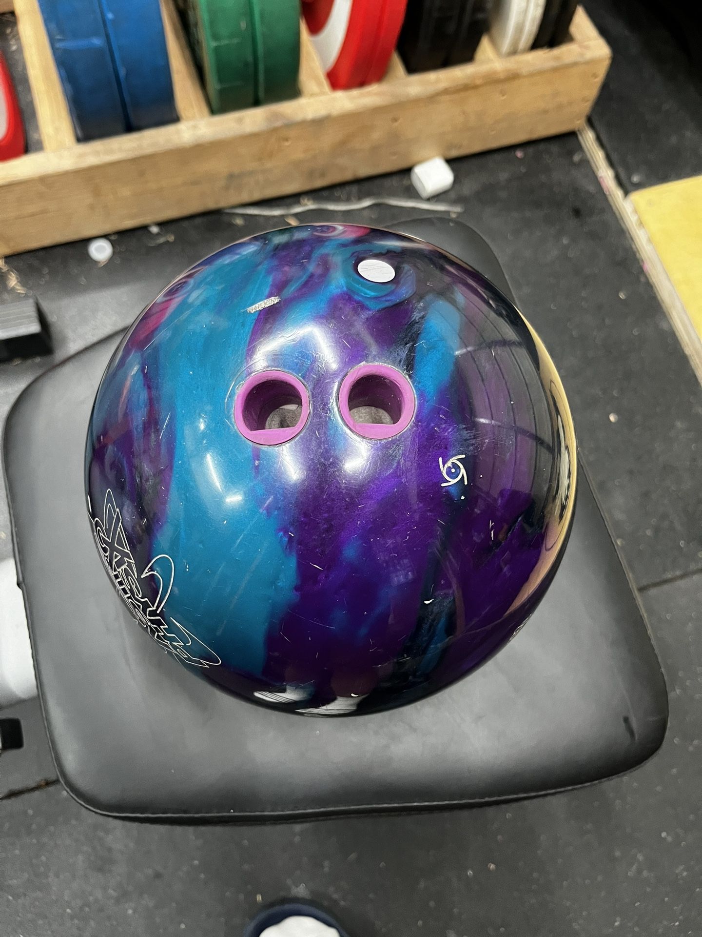 Storm Astro Physix Bowling Ball 15lb for Sale in Los Angeles, CA