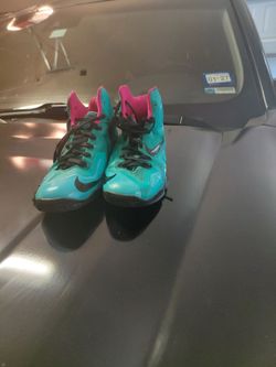 Nike