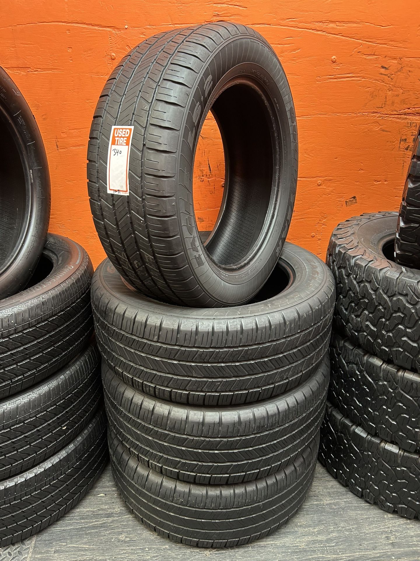 275/55R20 Goodyear Eagle LS2 Full Tire Set