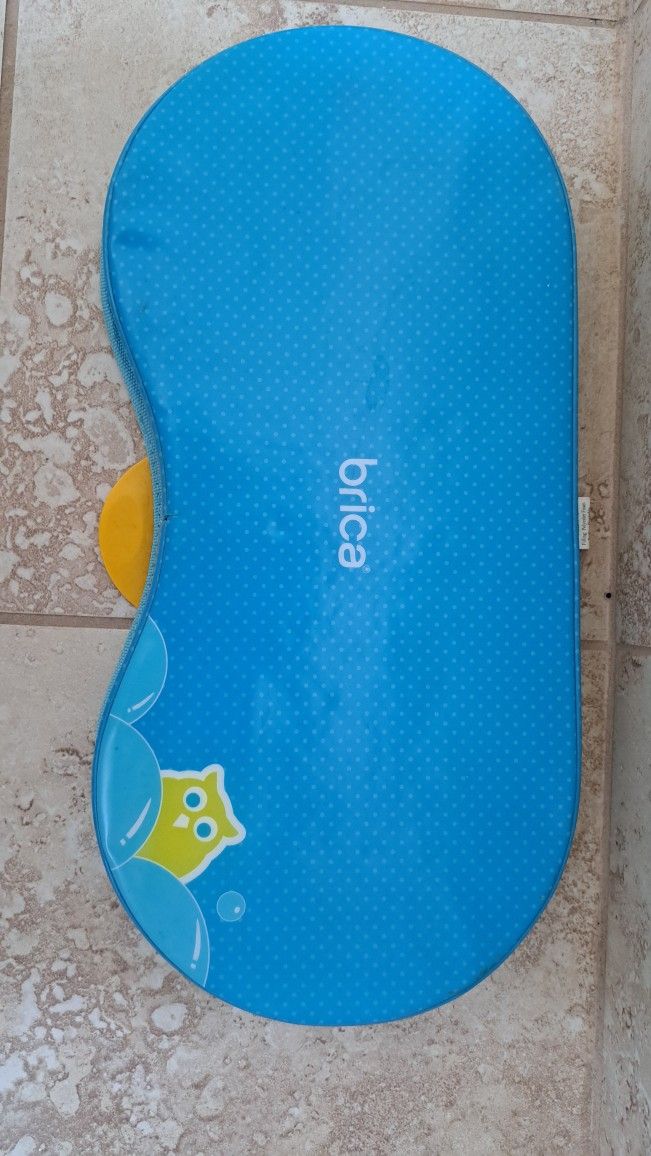 Free Brica Bath Kneeler