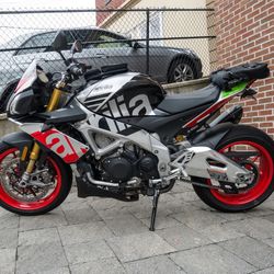 2017 Aprillia Tuono Factory