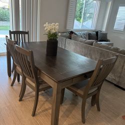 Dining Table Set