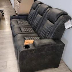 Soundcheck Storm and Grearview Power Reclining Sofas Couchs With İnterest Free Payment Options 