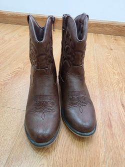 Cat & Jack Kids boots 12k