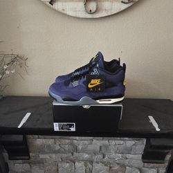 Air Jordan 4 Retro Lakers 100% Authentic Size 11.5