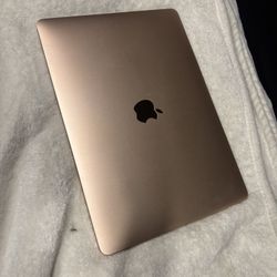 MacBook Air Ventura 13.5