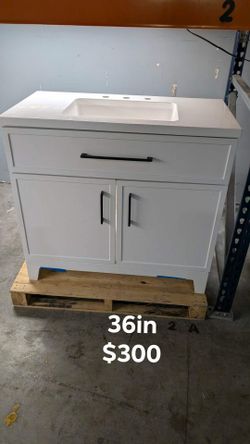 36in Bathroom Vanity with Top