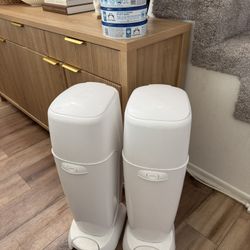 Diaper Pail Genie With Extra Bag Refills  