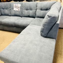 Tufted Very Nice Deep Chaise Sectional!