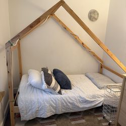 Twin house Shape Bed