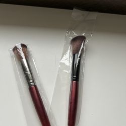 Makeup brushes 2 pcs