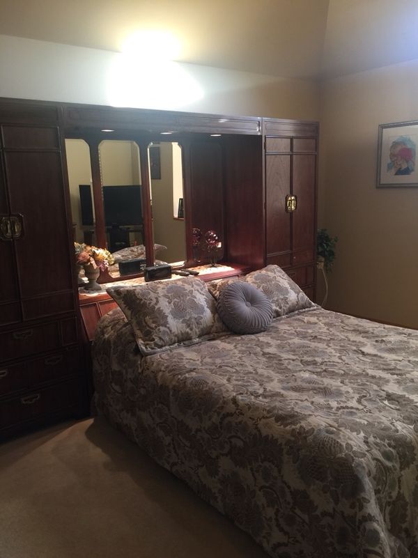 Thomasville Mystique Queen Bedroom Set For Sale In
