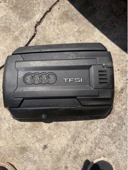 AUDI A3 A4 1.8 2.0 TFSI ENGINE COVER