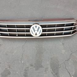 2012-2015 Volkswagen Passat Complete Grill With Emblem OEM.