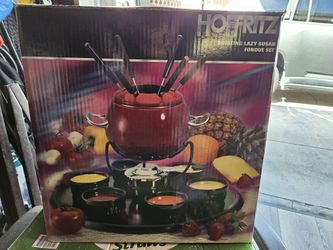 Red Hoffritz Fondue Set new open box