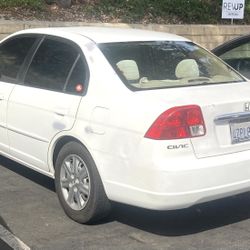 2003 Honda Civic EX ( VERY RELIABLE)