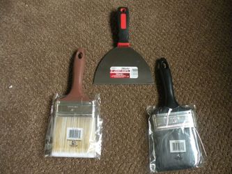 Brand New 3 Paint brushes, joint/ putty knife,motar spread selling as package or individually $5 each