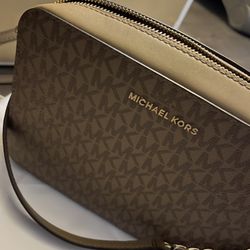 Michael Kors  New Women’s  Wallet