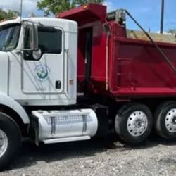 2011 Kentworth quad Dump Truck