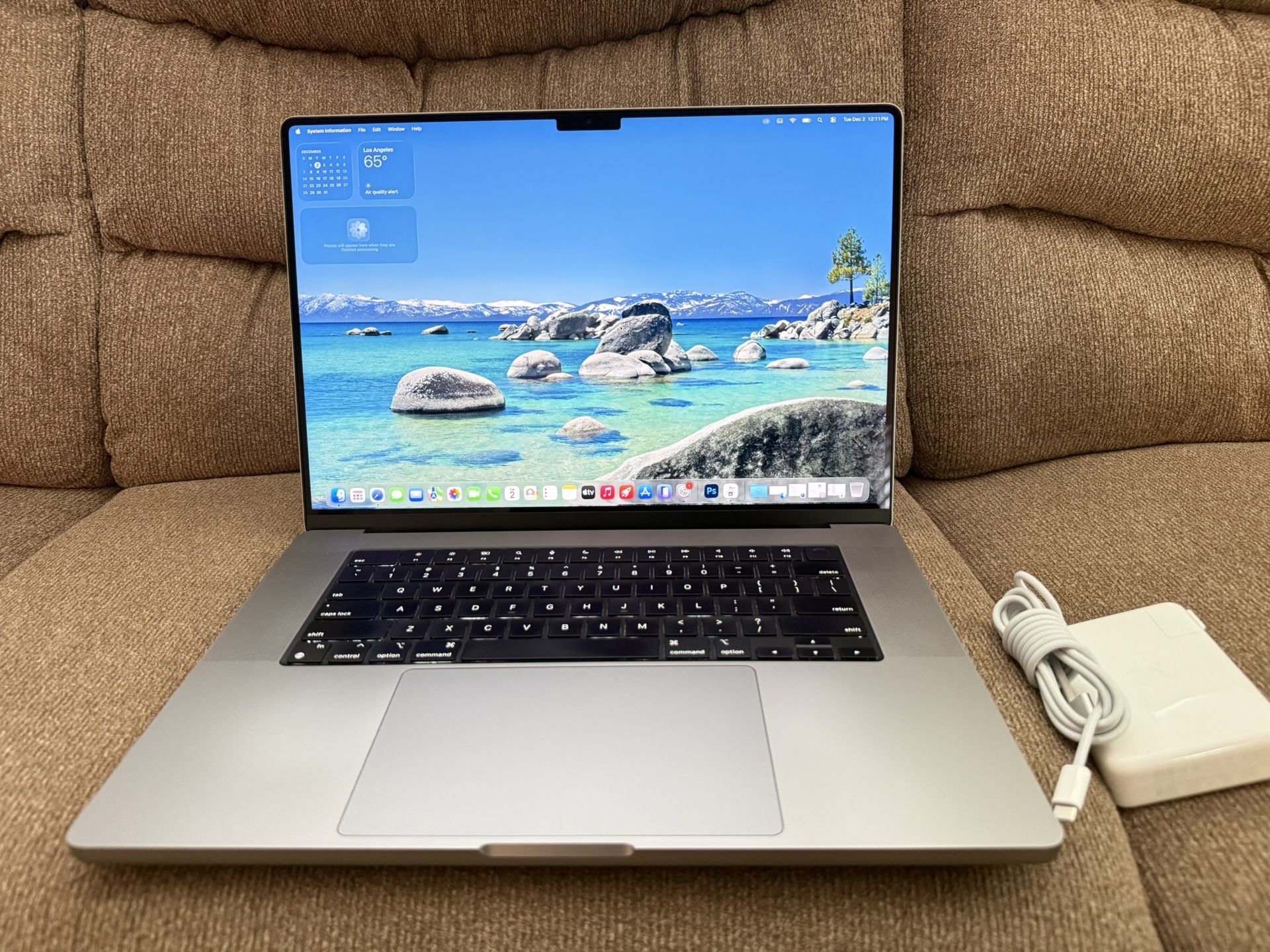 Late 2021 MacBook Pro 16” , M1 Pro ,16gb Ram, 1TB SSD, Great, Fast