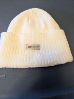 3M Thinsulate White Ribbed Knit Beanie