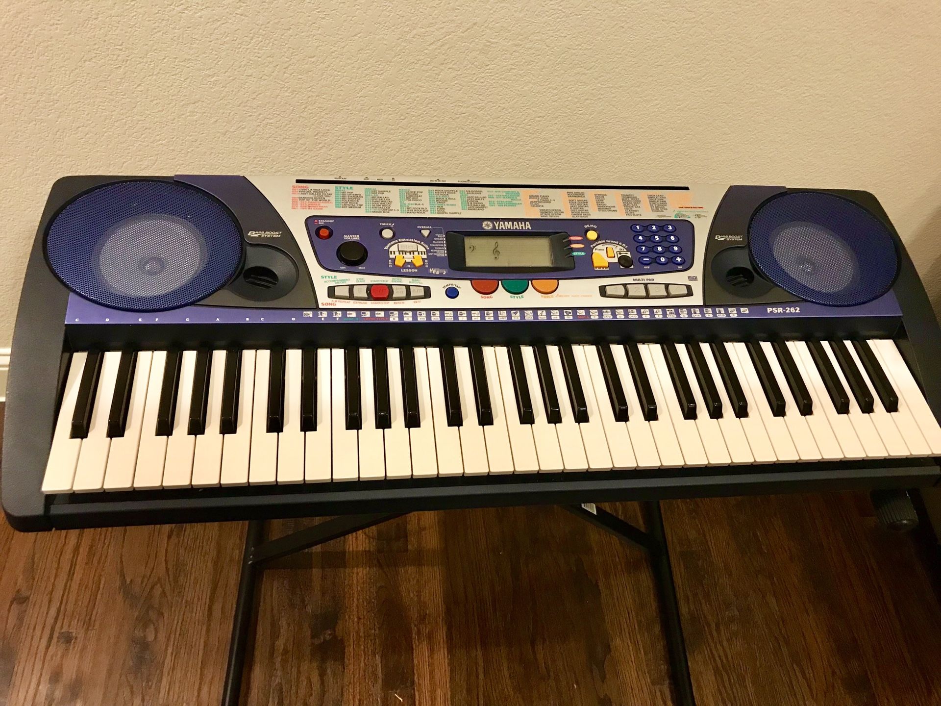 Yamaha PSR 262 Keyboard 61 Keys With Power Adapter