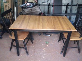 Dining table n chairs