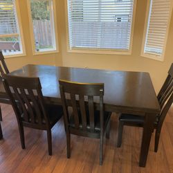 Dining Set 