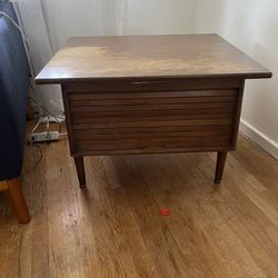Mid century End Table Set Of 2