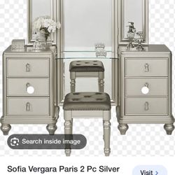 Vanity Dresser 