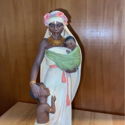 Thomas Blackshear Ebony Visions Statue “The Madonna” 1995 Limited Edition 