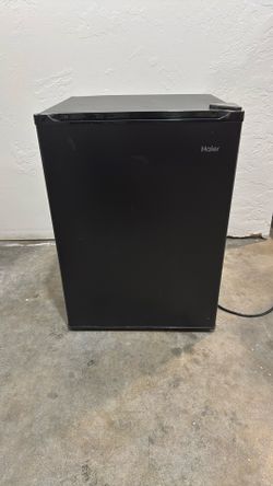 Haier Mini Refrigerator