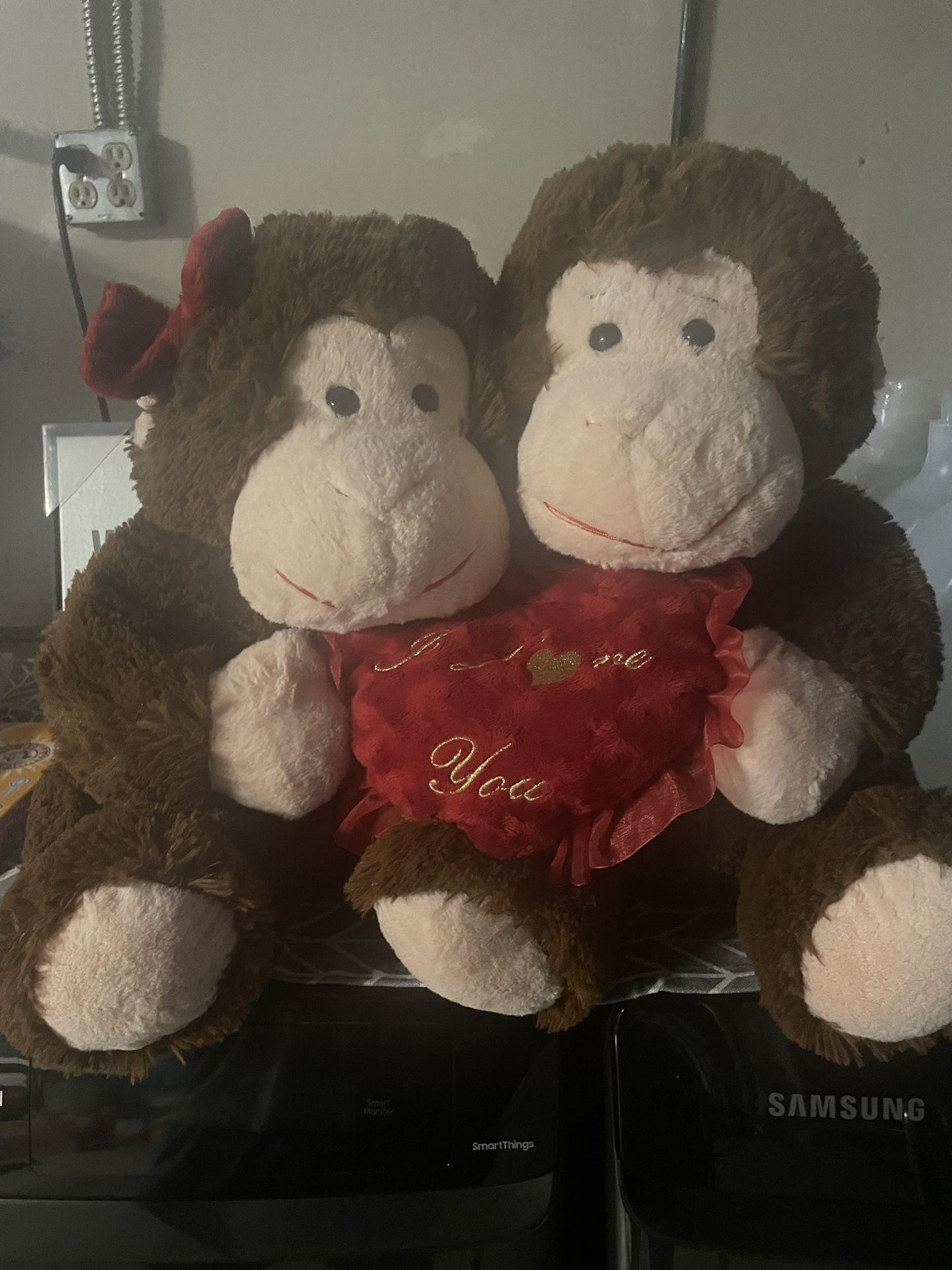 Two Monkeys Valentine 