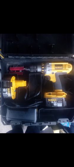 DeWalt DC930 XRP 14.4V Cordless Drill Driver kit