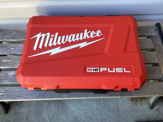 NEW Milwaukee EMPTY  Plastic Case.  Holds  M18 FUEL Hammer Drill And Impact Driver.  Room For 2 Batteries And M18 Charger.