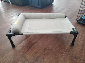 Small to medium dog or cat bed