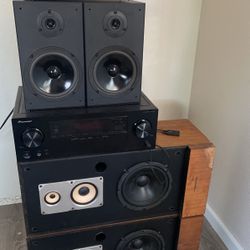 Vintage Speakers / KLH / Pioneer receiver/ Realistic