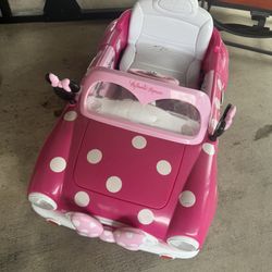 Minnie Mouse Car 