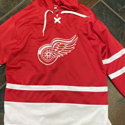 Large Fanatics Red Wing Jersey