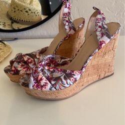 Floral Wedges