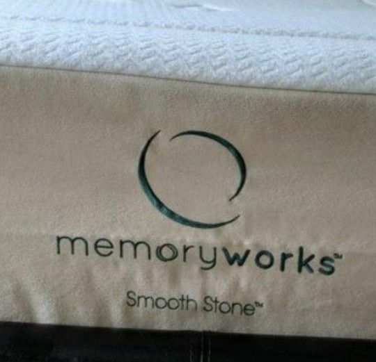 Memory Works Smooth Stone 12" queen memory foam mattress