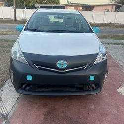 2012 Toyota Prius V