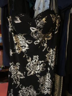 Black & Gold Floral Print Prom Dress Size Large