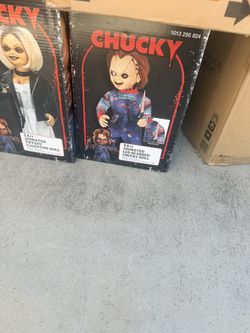 Universal 3.5 ft. Animated LED Scarred Chucky Halloween