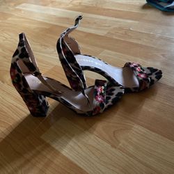 Flower Embroidered Stem Heel