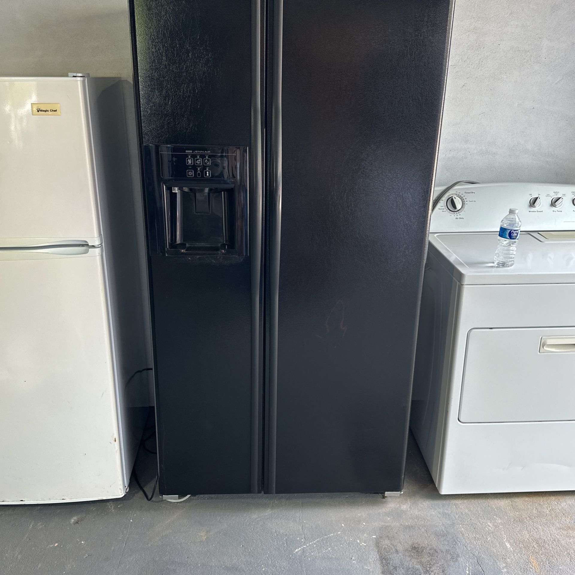 Jenn -air Refrigerator 