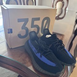 Adidas Yeezy Boost 350 V2 Dazzling Blue Size 9 For Sale 320$