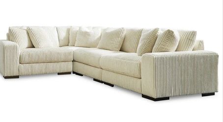 Lindyn Ivory 4-Piece Sectional