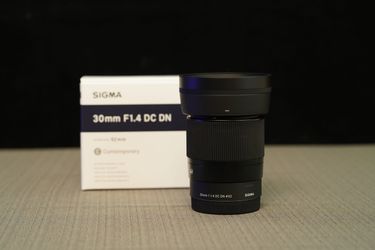 Sigma 30mm f/1.4 DC DN Contemporary Lens (FUJIFILM X)