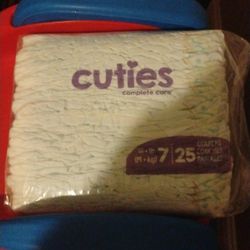 Cuties Diapers Size 7 200 Count